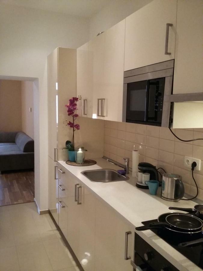 Angel Apartment Nr 4 Near To The Center Praag Buitenkant foto